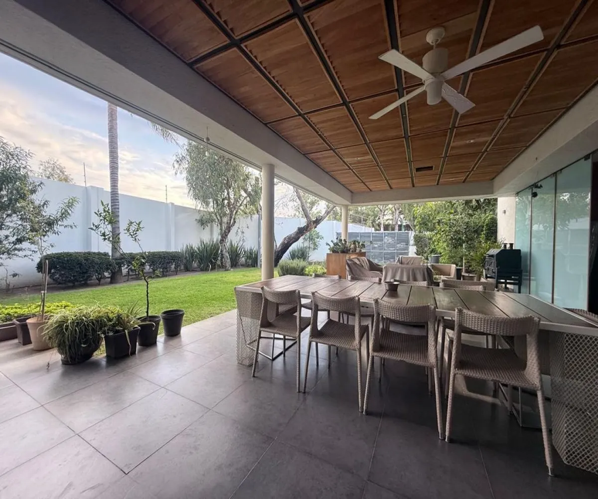 Casa En Venta,Valle Real,Paseo San Arturo Sur 2749, Zapopan, Jalisco 45019, 4 Habitaciones,4 Baños,Paseo San Arturo Sur,2,psFZ8yQ