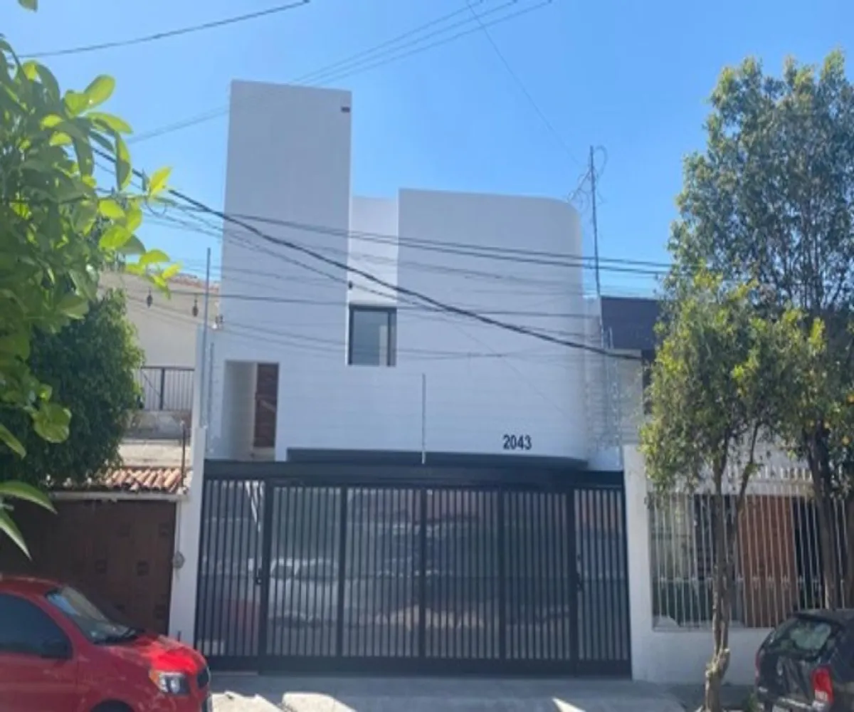 Casa En Venta,Jardines Del Country,Calle Reloj 2043, Guadalajara, Jalisco 44210, 2 Habitaciones,2 Baños,Calle Reloj,1,pnuf3fw