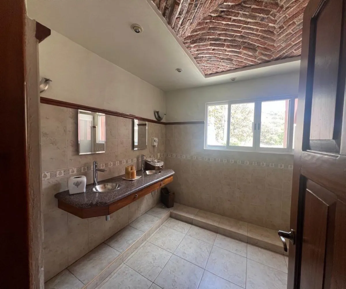 En Venta,Mariano Otero,Prolongación Mariano Otero 00, Zapopan, Jalisco 45067, 4 Habitaciones,4 Baños,Prolongación Mariano Otero,2,p2PWrbh