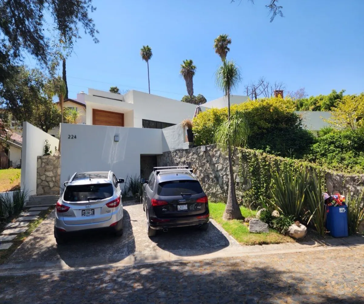 Casa En Venta,Rancho Contento,Paseo de las Primaveras 00, Zapopan, Jalisco 45222, 4 Habitaciones,3 Baños,Paseo de las Primaveras ,1,p6QAFxl