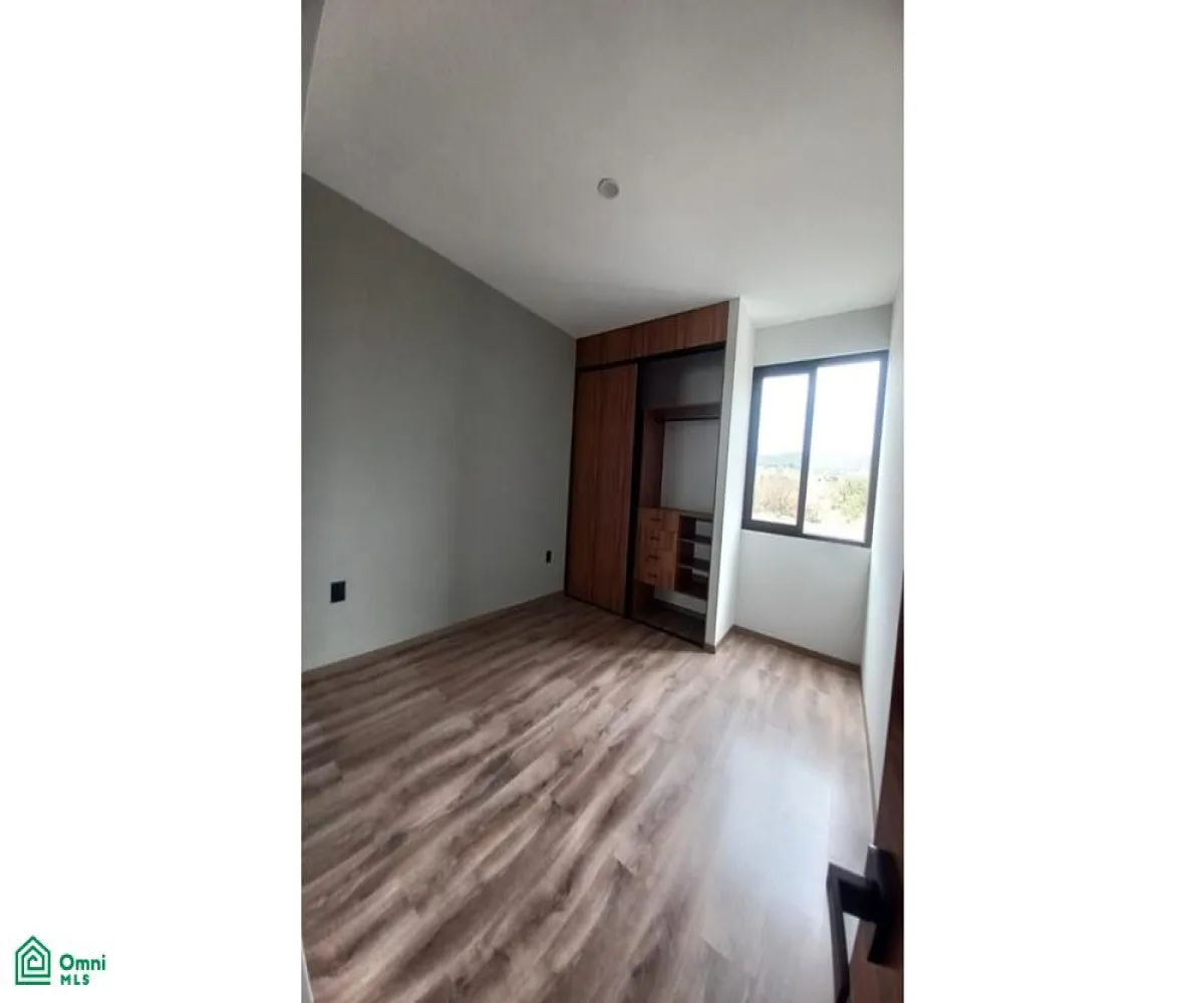 Casa En Venta,San Agustín,Av. Vuelo de las Grullas 200, Tlajomulco de Zuniga, Jalisco 45645, 3 Habitaciones,4 Baños,Av. Vuelo de las Grullas,3,MX24660047