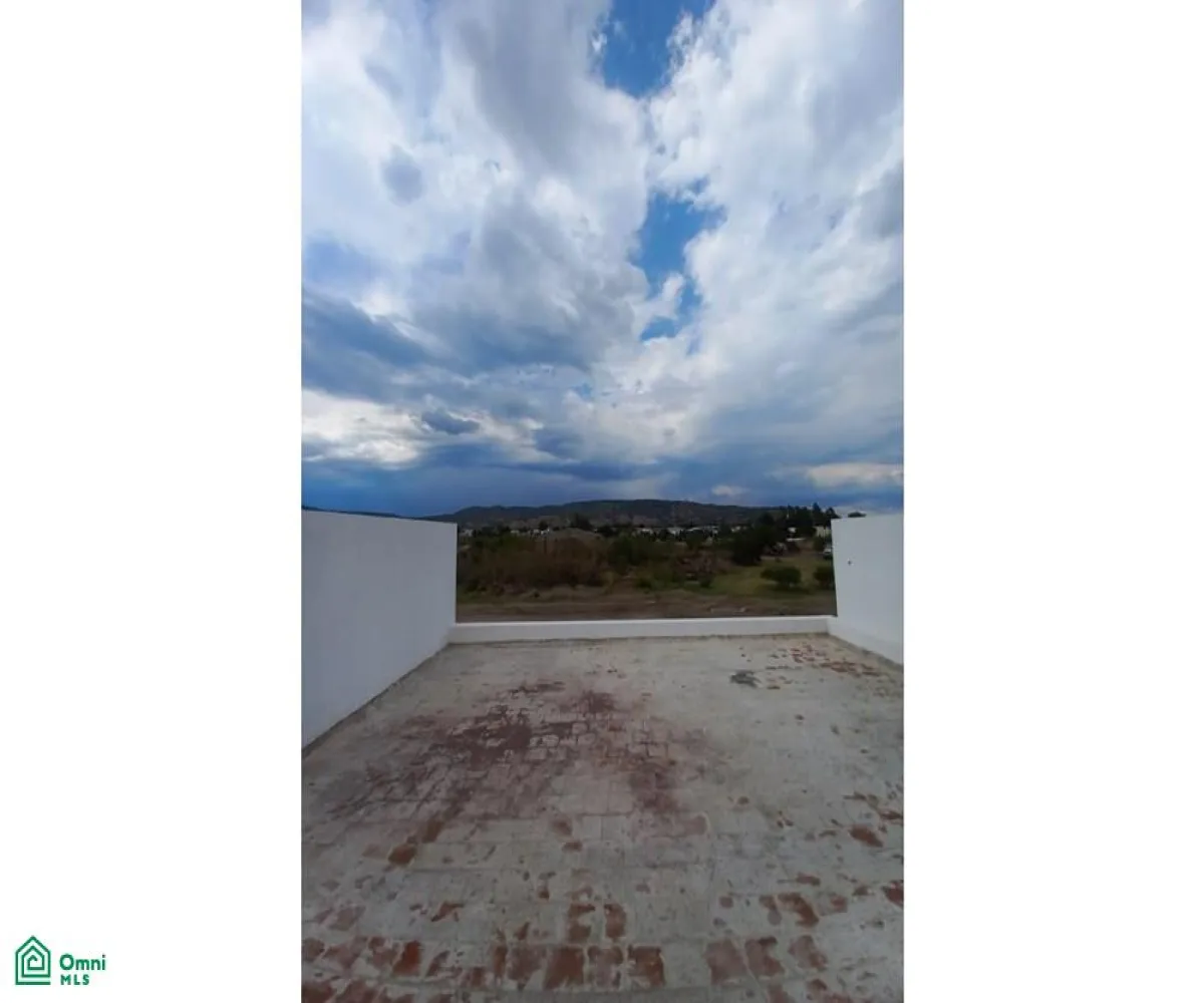 Casa En Venta,San Agustín,Av. Vuelo de las Grullas 200, Tlajomulco de Zuniga, Jalisco 45645, 3 Habitaciones,4 Baños,Av. Vuelo de las Grullas,3,MX24660047