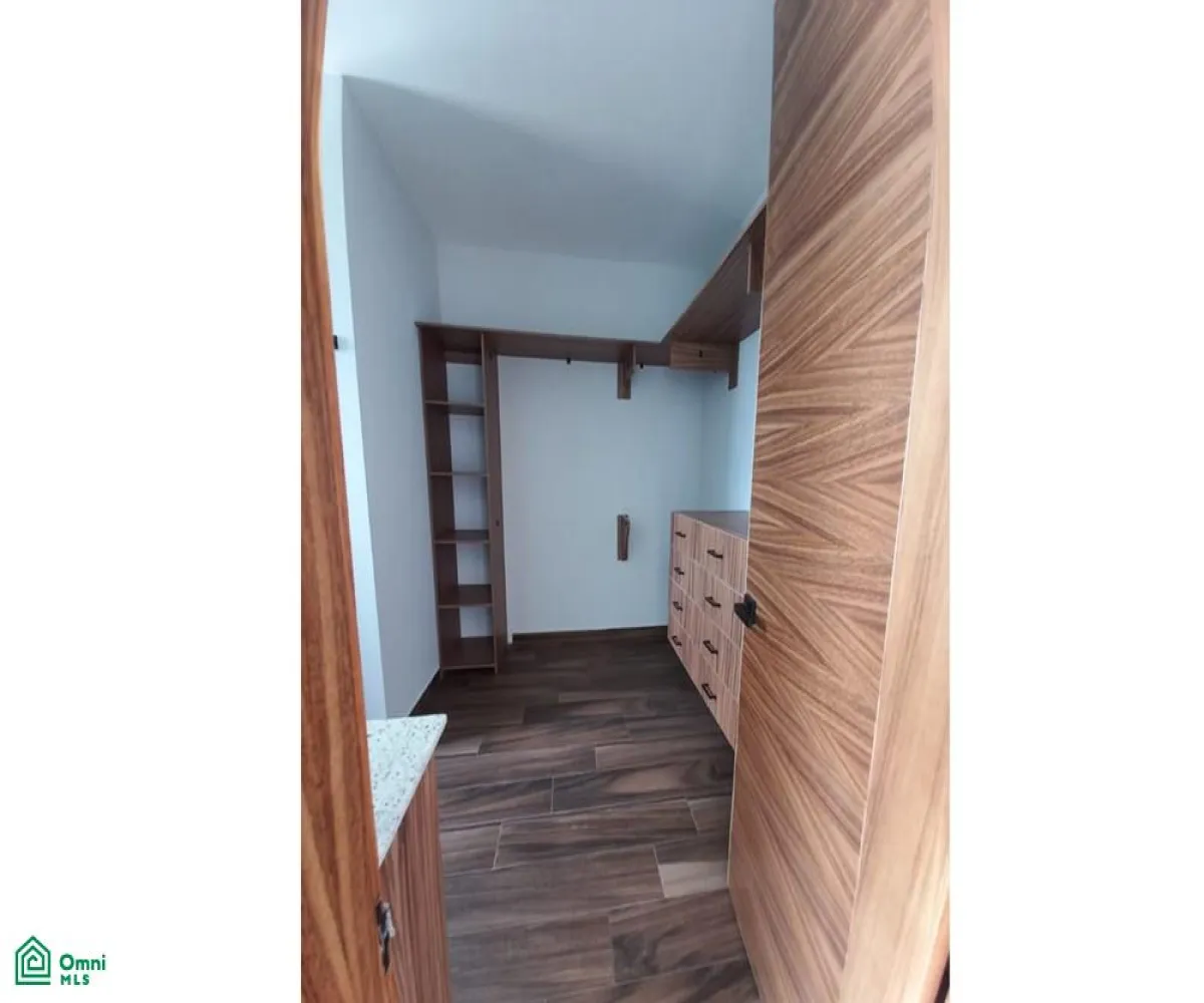 Casa En Venta,San Agustín,Av. Vuelo de las Grullas 200, Tlajomulco de Zuniga, Jalisco 45645, 3 Habitaciones,4 Baños,Av. Vuelo de las Grullas,3,MX24660047