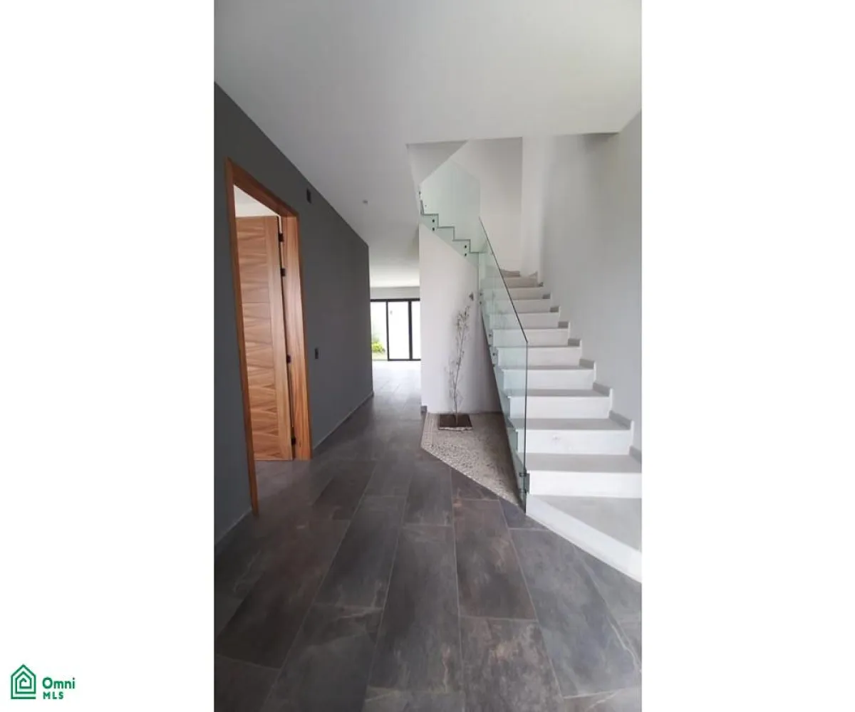 Casa En Venta,San Agustín,Av. Vuelo de las Grullas 200, Tlajomulco de Zuniga, Jalisco 45645, 3 Habitaciones,4 Baños,Av. Vuelo de las Grullas,3,MX24660047