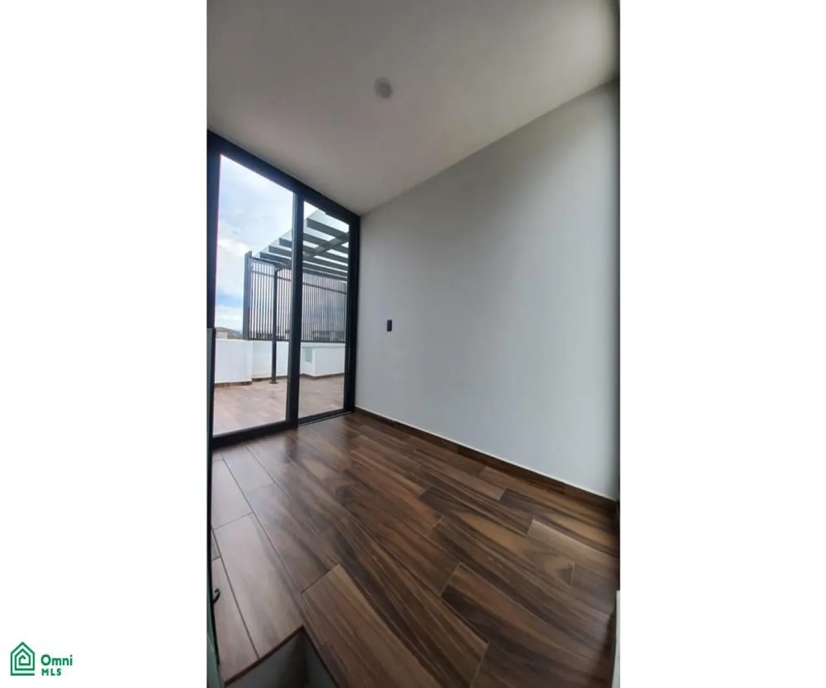 Casa En Venta,San Agustín,Av. Vuelo de las Grullas 200, Tlajomulco de Zuniga, Jalisco 45645, 3 Habitaciones,4 Baños,Av. Vuelo de las Grullas,3,MX24660047