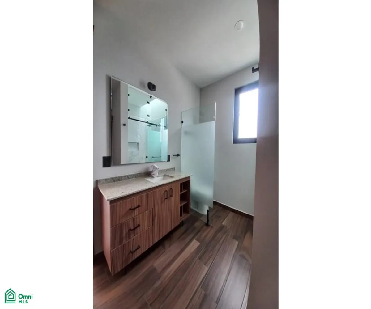 Casa En Venta,San Agustín,Av. Vuelo de las Grullas 200, Tlajomulco de Zuniga, Jalisco 45645, 3 Habitaciones,4 Baños,Av. Vuelo de las Grullas,3,MX24660047