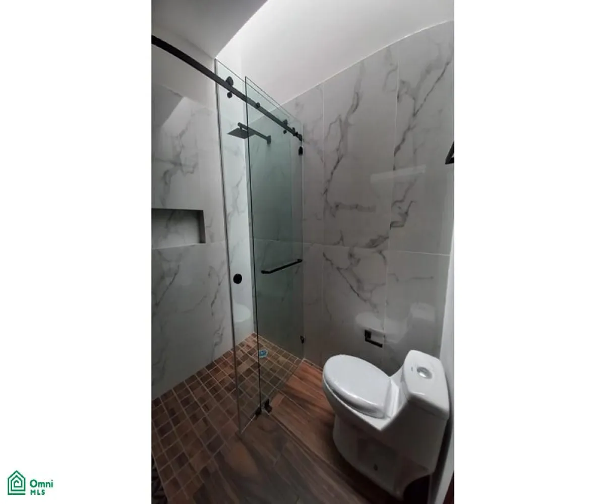 Casa En Venta,San Agustín,Av. Vuelo de las Grullas 200, Tlajomulco de Zuniga, Jalisco 45645, 3 Habitaciones,4 Baños,Av. Vuelo de las Grullas,3,MX24660047