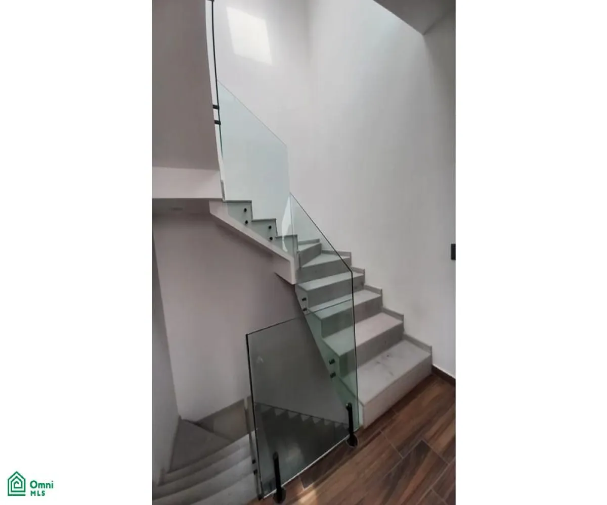 Casa En Venta,San Agustín,Av. Vuelo de las Grullas 200, Tlajomulco de Zuniga, Jalisco 45645, 3 Habitaciones,4 Baños,Av. Vuelo de las Grullas,3,MX24660047