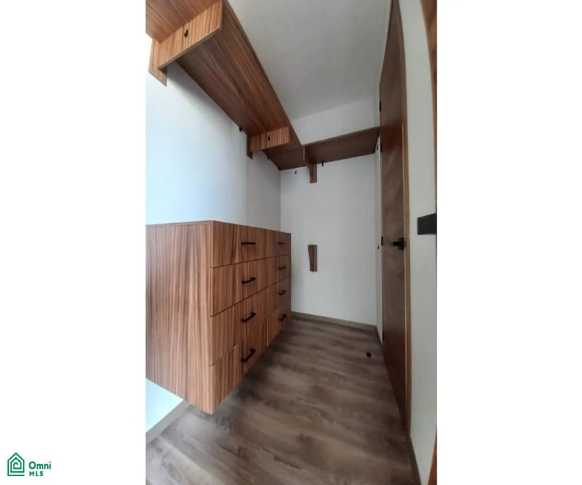 Casa En Venta,San Agustín,Av. Vuelo de las Grullas 200, Tlajomulco de Zuniga, Jalisco 45645, 3 Habitaciones,4 Baños,Av. Vuelo de las Grullas,2,MX24660074