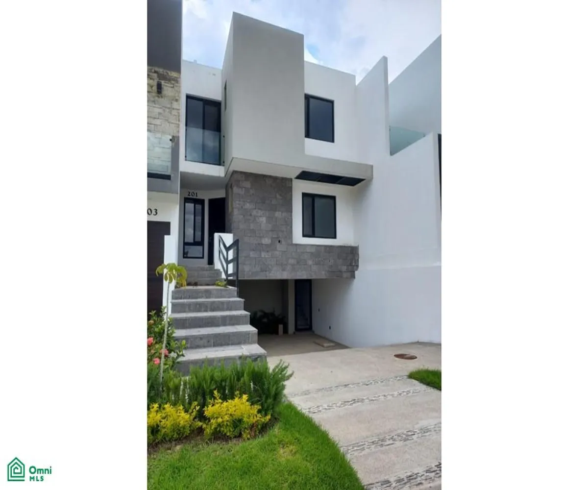 Casa En Venta,San Agustín,Av. Vuelo de las Grullas 200, Tlajomulco de Zuniga, Jalisco 45645, 3 Habitaciones,4 Baños,Av. Vuelo de las Grullas,2,MX24660074