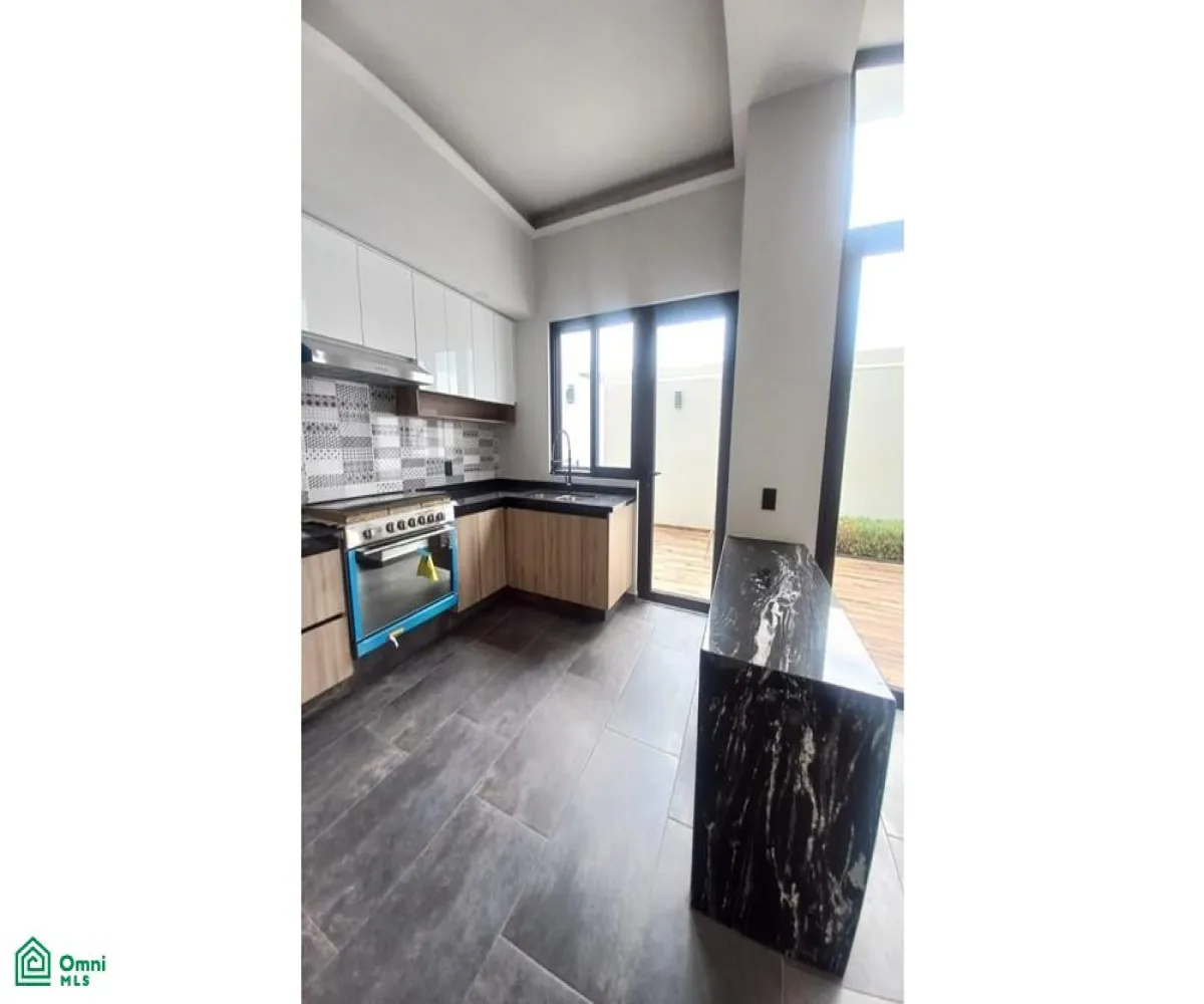 Casa En Venta,San Agustín,Av. Vuelo de las Grullas 200, Tlajomulco de Zuniga, Jalisco 45645, 3 Habitaciones,4 Baños,Av. Vuelo de las Grullas,2,MX24660074