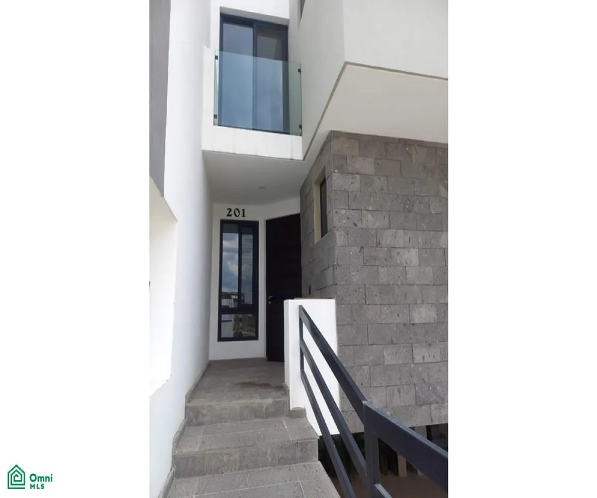 Casa En Venta,San Agustín,Av. Vuelo de las Grullas 200, Tlajomulco de Zuniga, Jalisco 45645, 3 Habitaciones,4 Baños,Av. Vuelo de las Grullas,2,MX24660074