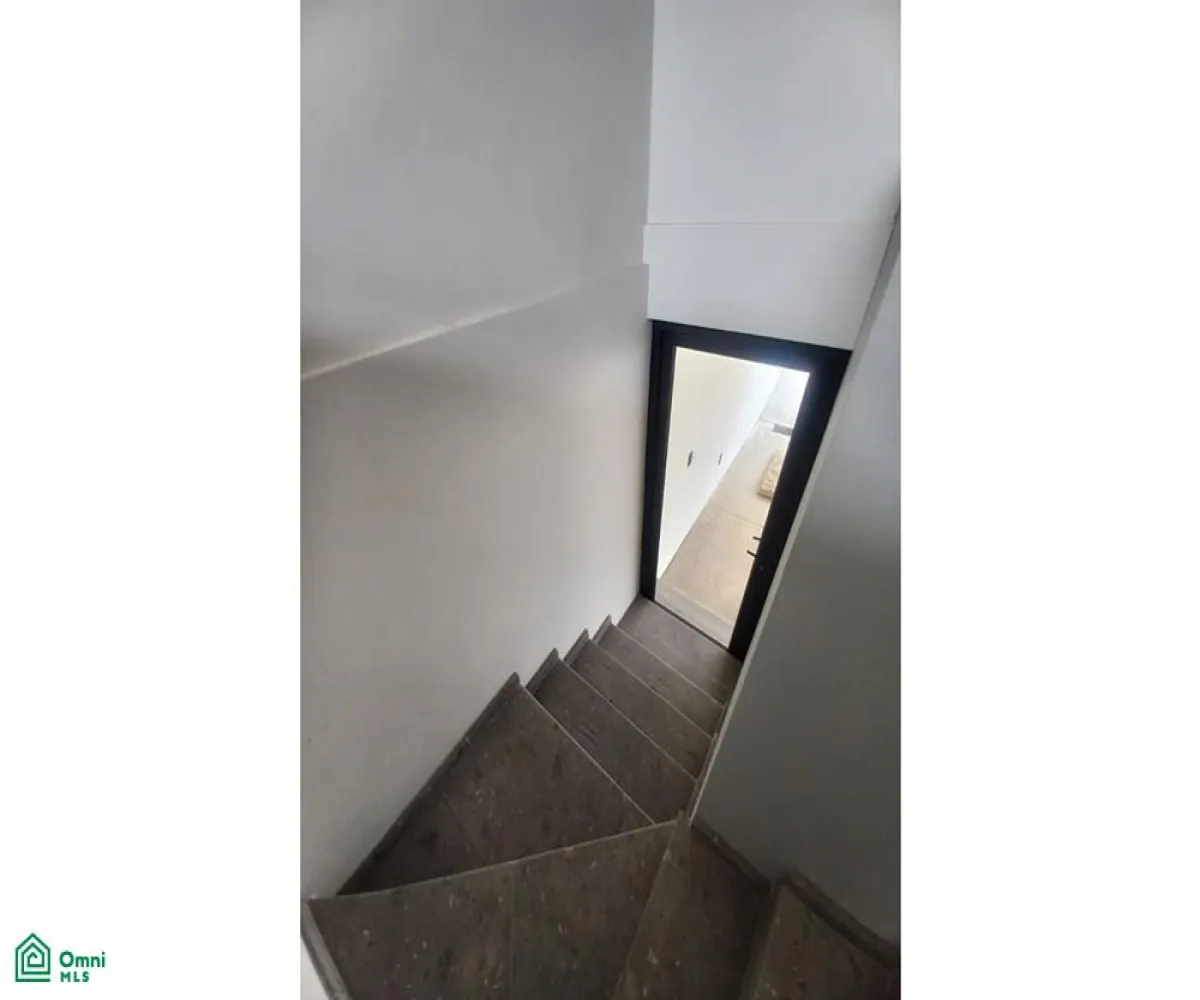 Casa En Venta,San Agustín,Av. Vuelo de las Grullas 200, Tlajomulco de Zuniga, Jalisco 45645, 3 Habitaciones,4 Baños,Av. Vuelo de las Grullas,2,MX24660074