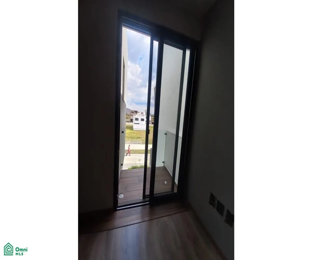 Casa En Venta,San Agustín,Av. Vuelo de las Grullas 200, Tlajomulco de Zuniga, Jalisco 45645, 3 Habitaciones,4 Baños,Av. Vuelo de las Grullas,2,MX24660074