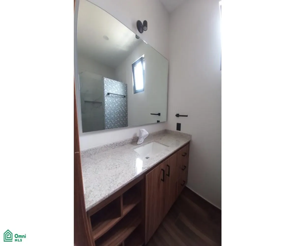 Casa En Venta,San Agustín,Av. Vuelo de las Grullas 200, Tlajomulco de Zuniga, Jalisco 45645, 3 Habitaciones,4 Baños,Av. Vuelo de las Grullas,2,MX24660074