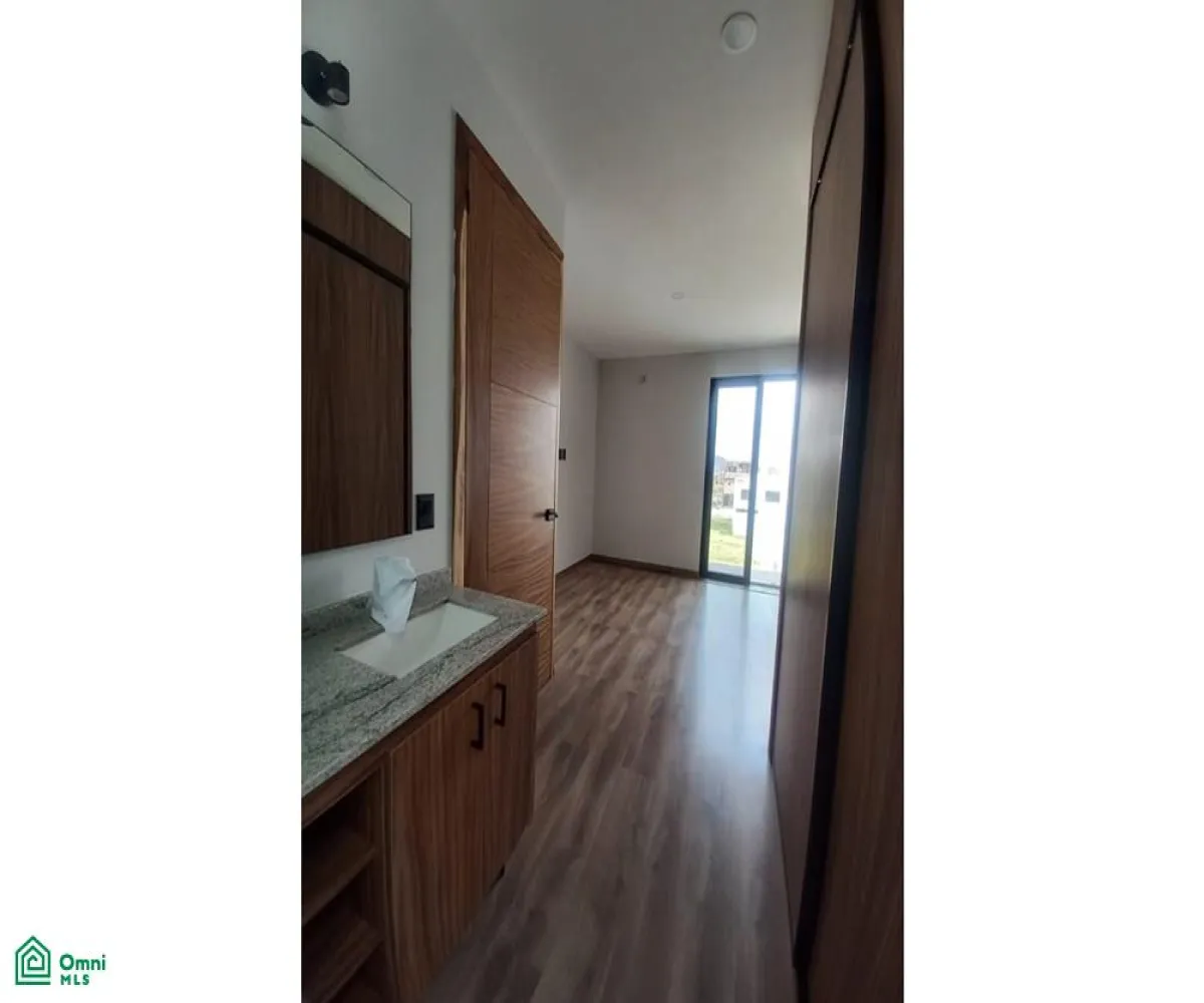 Casa En Venta,San Agustín,Av. Vuelo de las Grullas 200, Tlajomulco de Zuniga, Jalisco 45645, 3 Habitaciones,4 Baños,Av. Vuelo de las Grullas,2,MX24660074