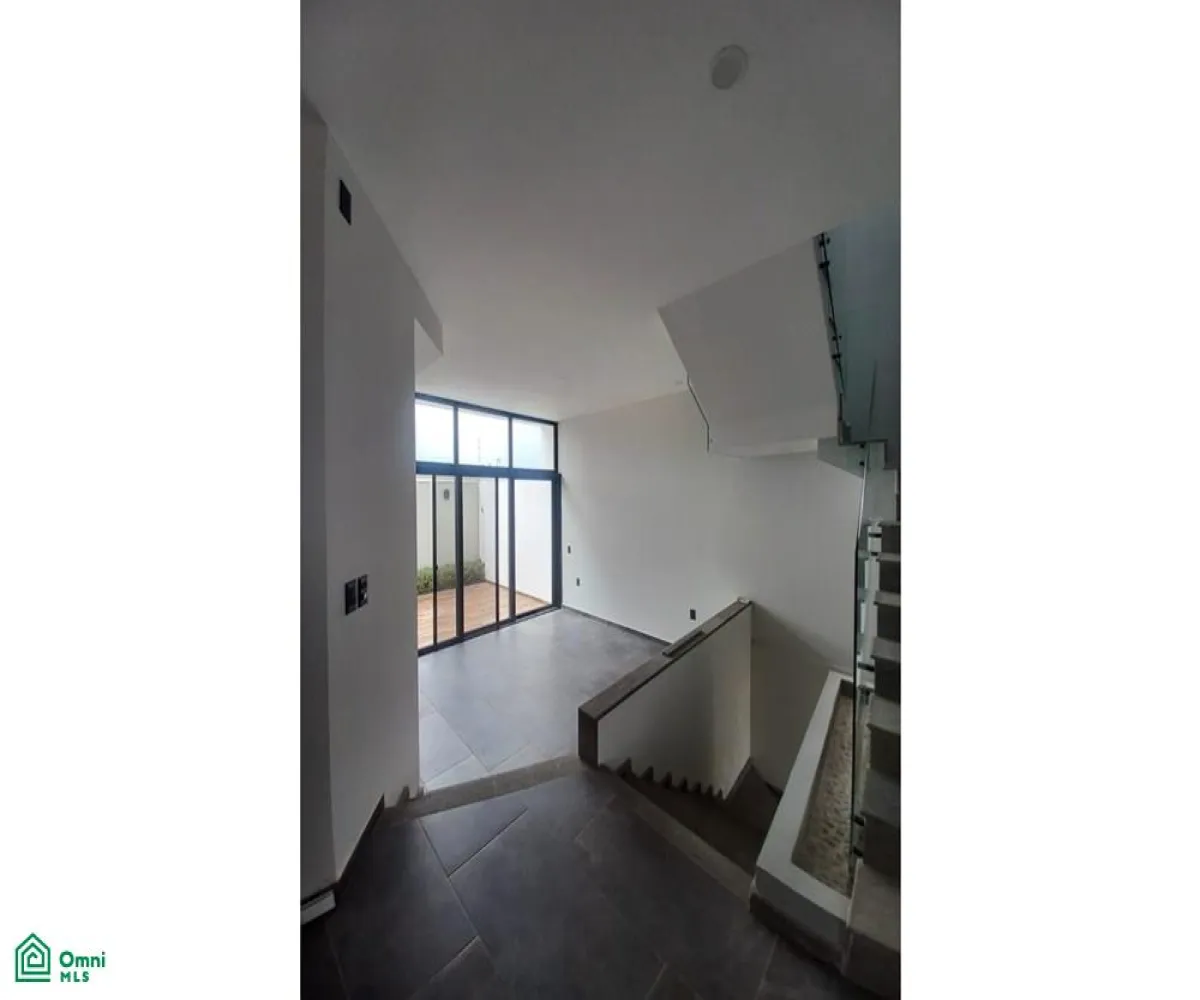 Casa En Venta,San Agustín,Av. Vuelo de las Grullas 200, Tlajomulco de Zuniga, Jalisco 45645, 3 Habitaciones,4 Baños,Av. Vuelo de las Grullas,2,MX24660074