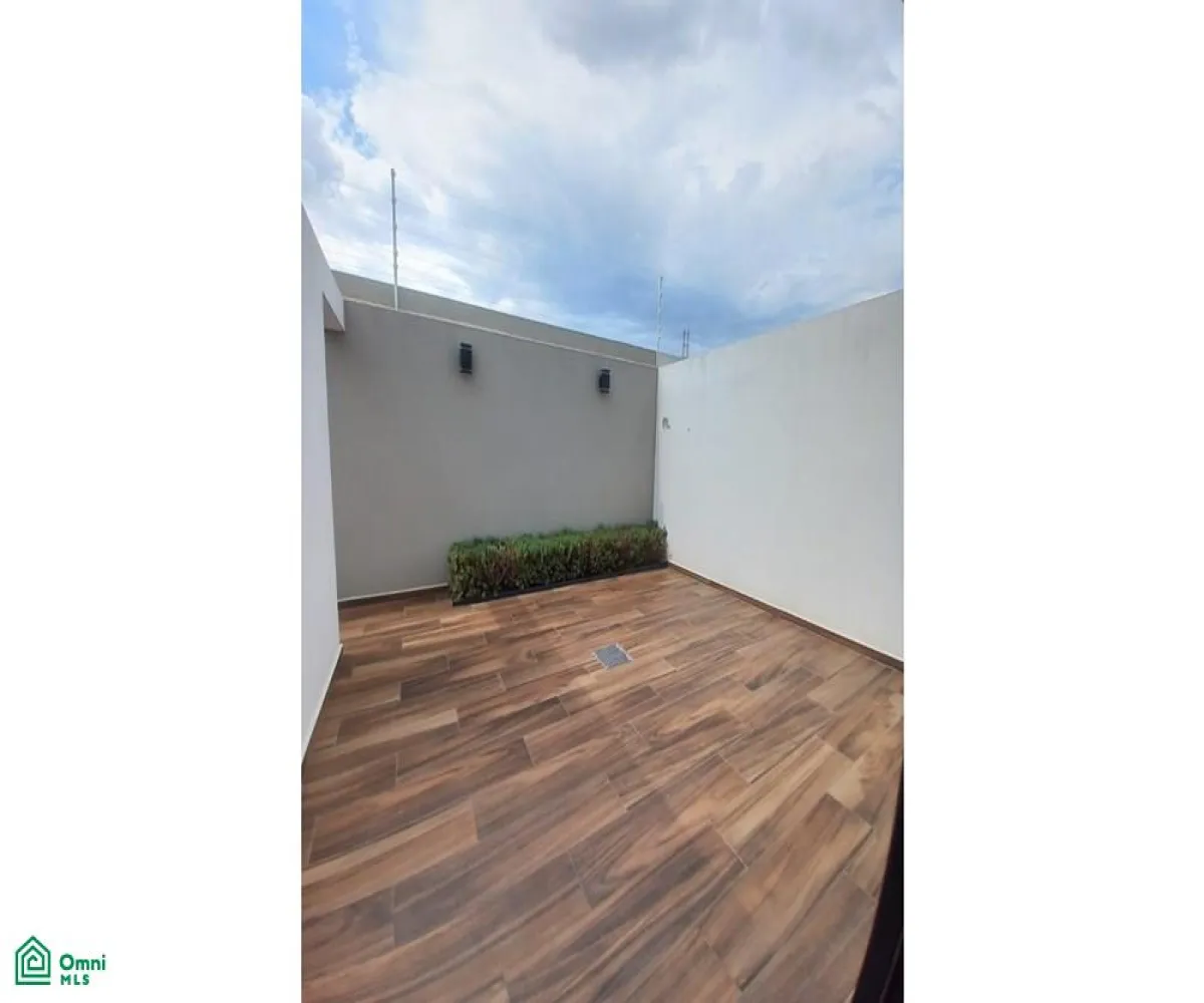 Casa En Venta,San Agustín,Av. Vuelo de las Grullas 200, Tlajomulco de Zuniga, Jalisco 45645, 3 Habitaciones,4 Baños,Av. Vuelo de las Grullas,2,MX24660074