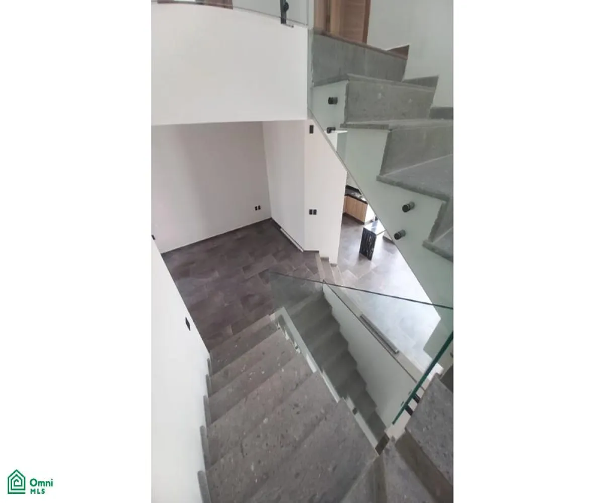 Casa En Venta,San Agustín,Av. Vuelo de las Grullas 200, Tlajomulco de Zuniga, Jalisco 45645, 3 Habitaciones,4 Baños,Av. Vuelo de las Grullas,2,MX24660074