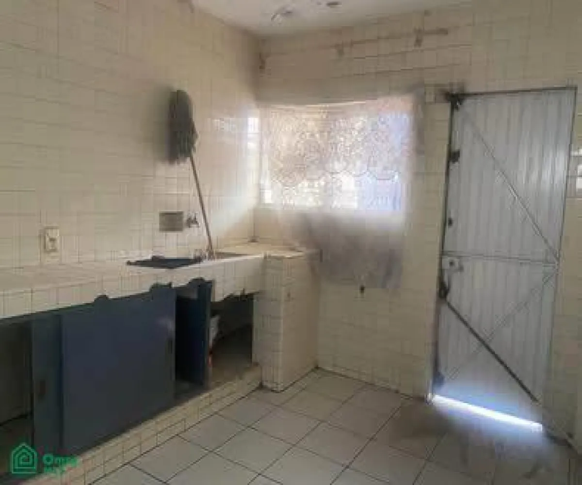 Casa En Venta,Obrera,Av. Revolucion 1114, Guadalajara, Jalisco 44420, 4 Habitaciones,3 Baños,Av. Revolucion,MX25977411