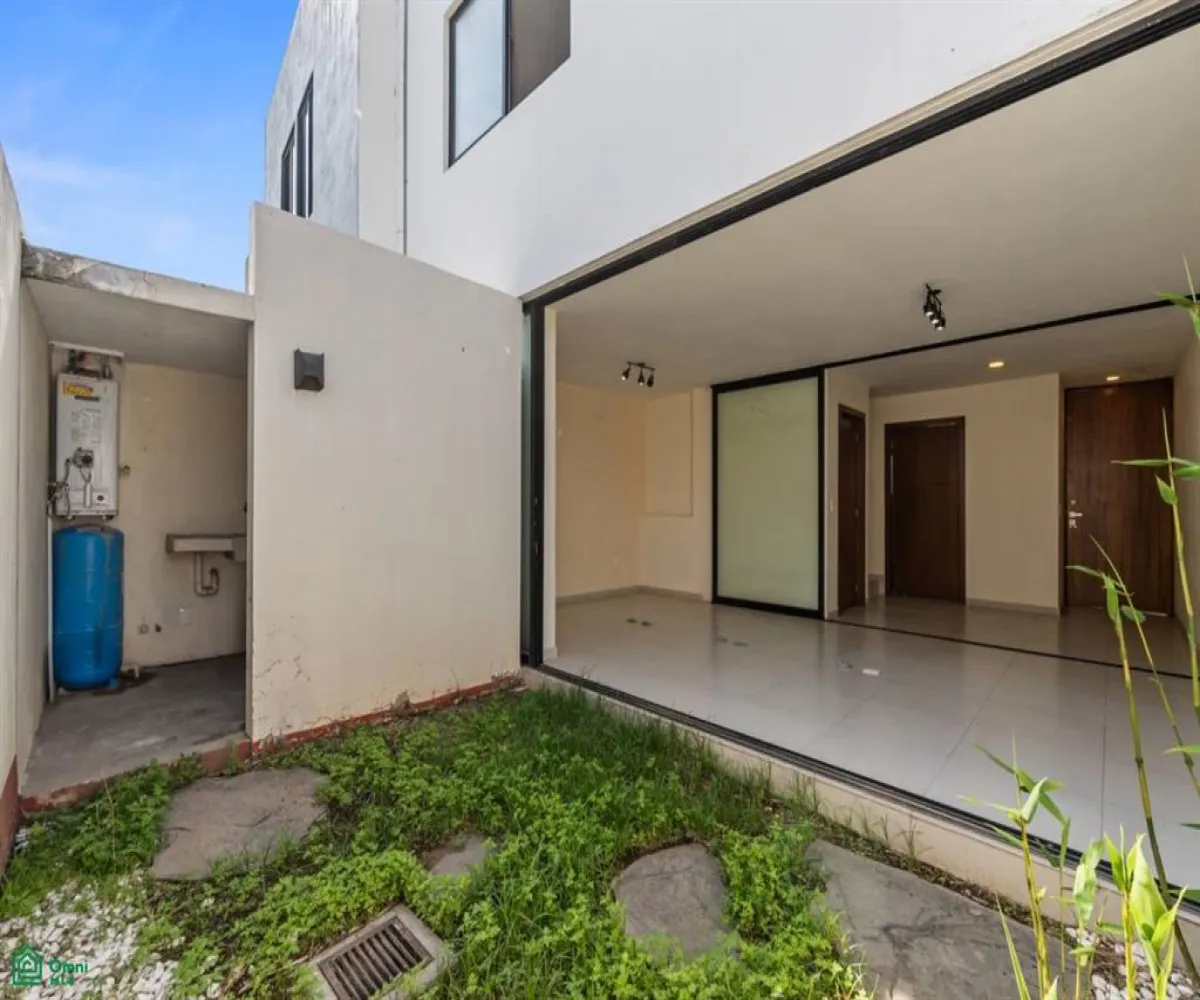 Casa En Venta,Santa Cruz del Valle,Av El Origen 600 Interior 201, Tlajomulco de Zuniga, Jalisco 45655, 2 Habitaciones,2 Baños,Av El Origen,3,MX25978577