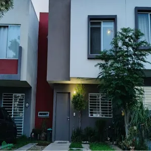 Casa En Venta,Zapopan,Av. Amaranto 441, Zapopan, Jalisco 45138, 3 Habitaciones,2 Baños,Av. Amaranto,2,MX25978683