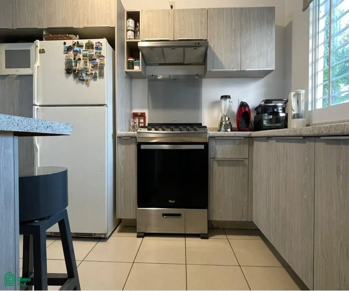 Casa En Venta,Zapopan,Av. Amaranto 441, Zapopan, Jalisco 45138, 3 Habitaciones,2 Baños,Av. Amaranto,2,MX25978683