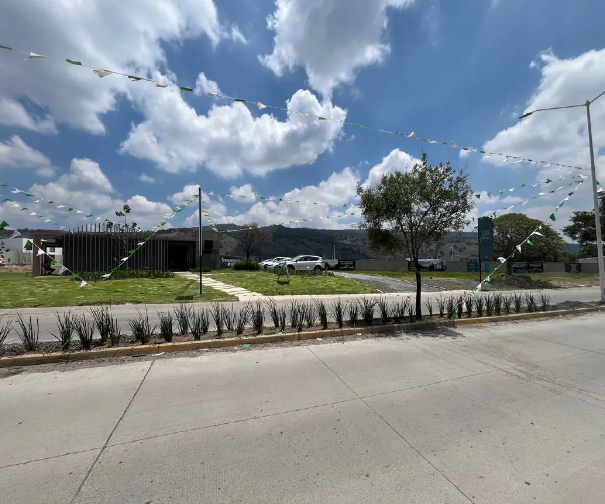 Terreno En Venta,Santa Ana Tepetitlán,Boulevard Bosques de Santa Anita 2377, Tlajomulco de Zúñiga, Jalisco 45645,Boulevard Bosques de Santa Anita,pviUlpx