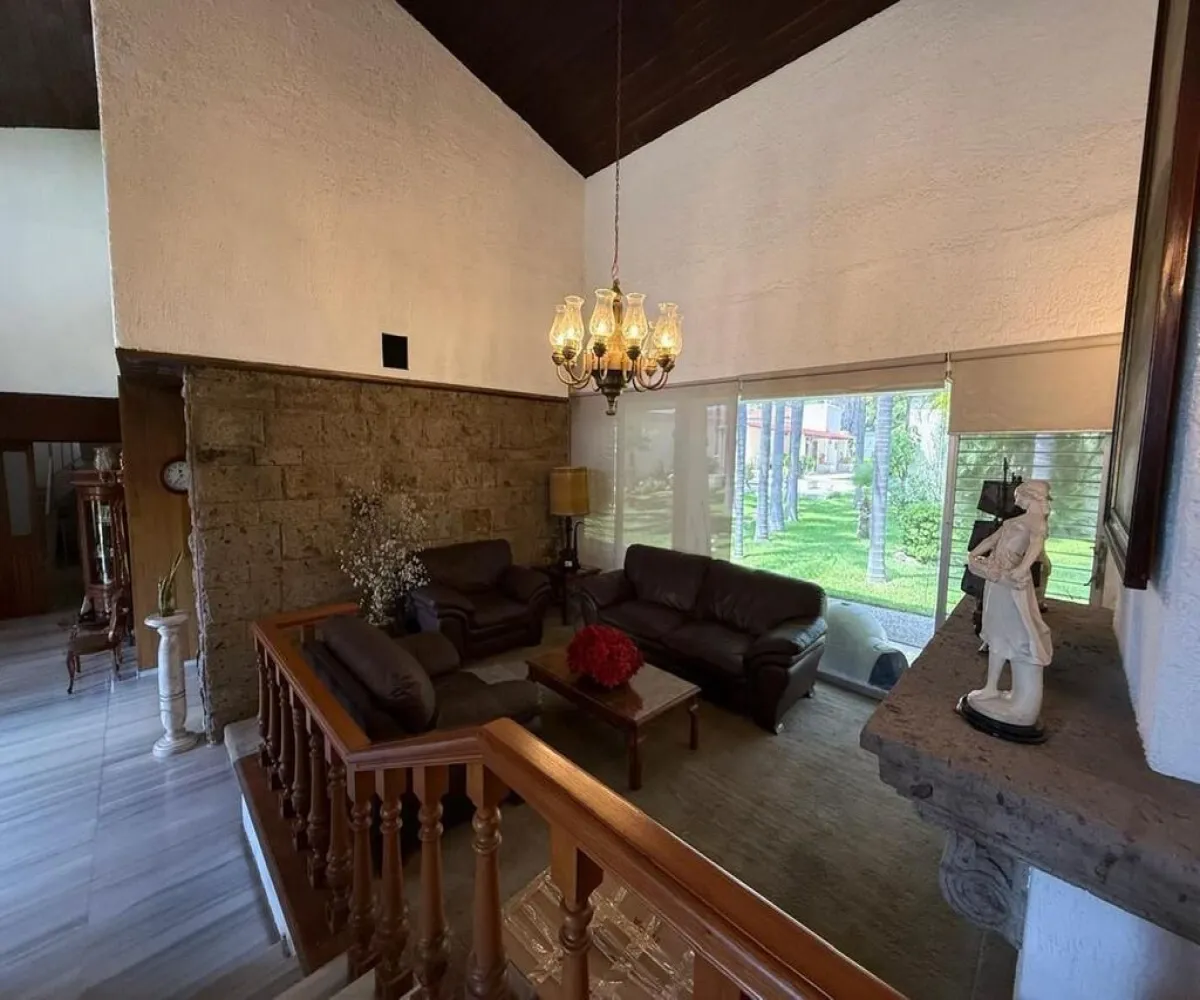 Casa En Venta,Jacarandas,Jacarandas S/N, Zapopan, Jalisco 45160, 4 Habitaciones,3 Baños,Jacarandas,1,piwkbgI