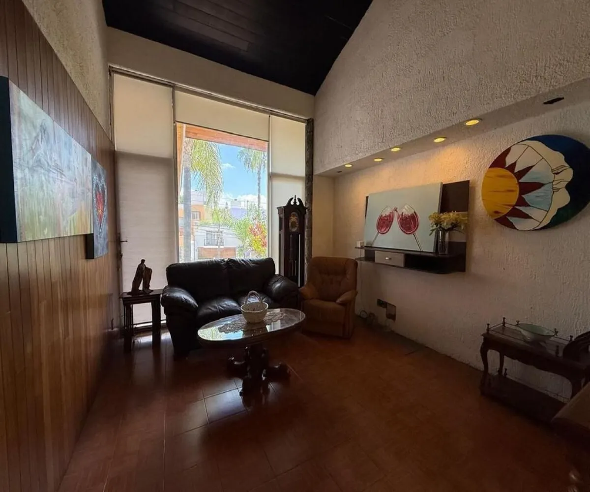 Casa En Venta,Jacarandas,Jacarandas S/N, Zapopan, Jalisco 45160, 4 Habitaciones,3 Baños,Jacarandas,1,piwkbgI