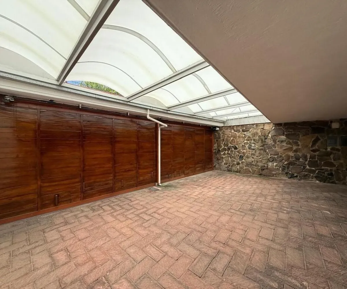 Casa En Venta,Jacarandas,Jacarandas S/N, Zapopan, Jalisco 45160, 4 Habitaciones,3 Baños,Jacarandas,1,piwkbgI