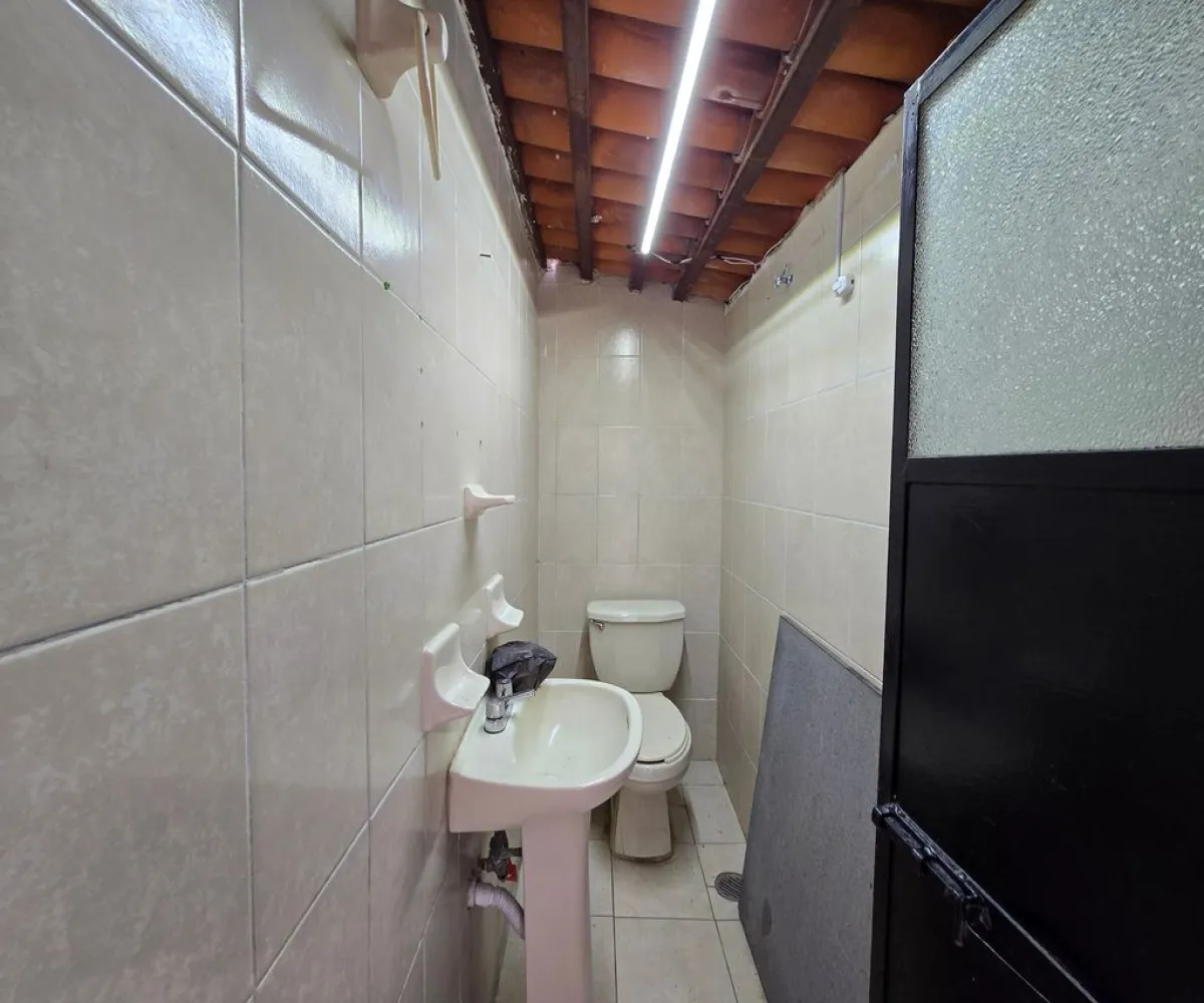 Casa En Renta,Zapopan,Calle López Cotilla 413, Zapopan, Jalisco 45160, 4 Habitaciones,1 Baño,Calle López Cotilla,1,pJbA7Nq