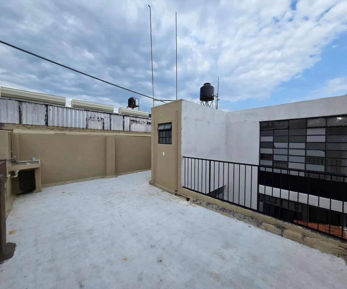 Casa En Renta,Zapopan,Calle López Cotilla 413, Zapopan, Jalisco 45160, 4 Habitaciones,1 Baño,Calle López Cotilla,1,pJbA7Nq