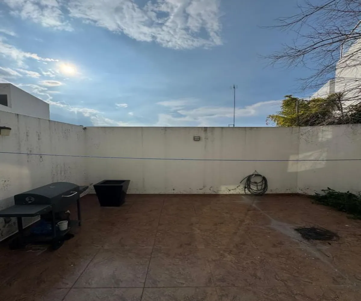 Casa En Venta,Los Almendros,Prolongación Río Blanco 1676, Zapopan, Jalisco 45133, 3 Habitaciones,2 Baños,Prolongación Río Blanco,1,p4FeJGV