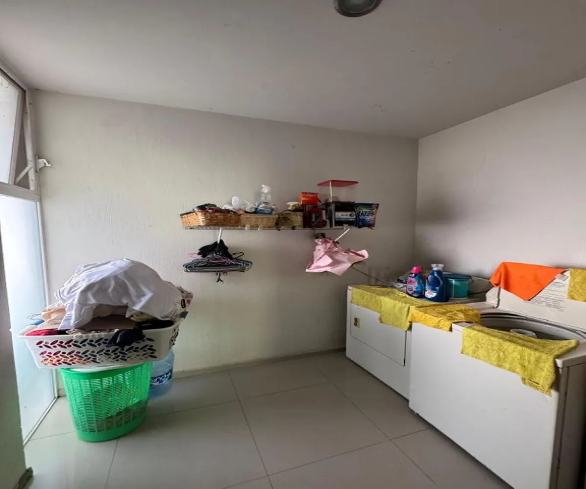 Casa En Venta,Los Almendros,Prolongación Río Blanco 1676, Zapopan, Jalisco 45133, 3 Habitaciones,2 Baños,Prolongación Río Blanco,1,p4FeJGV