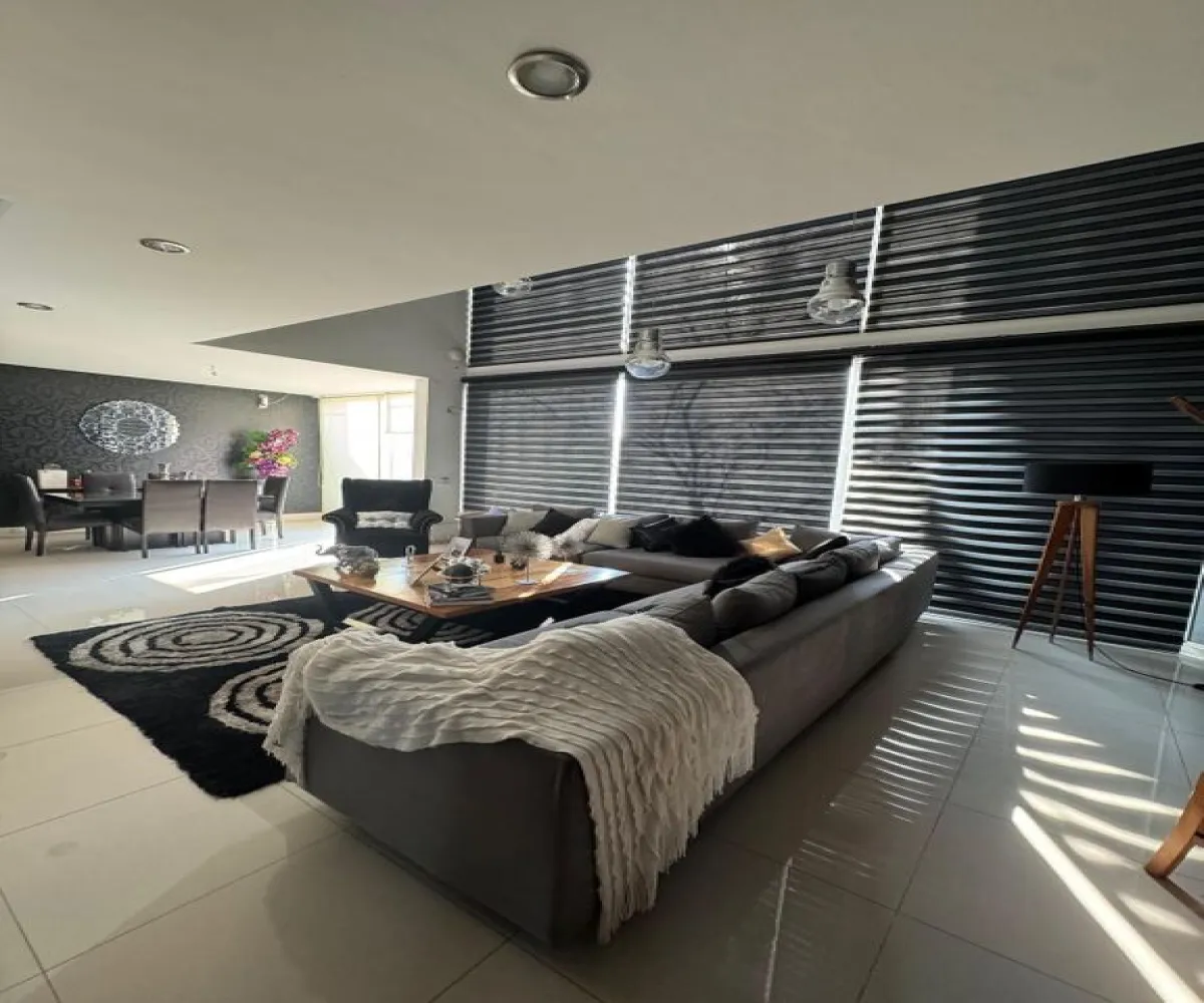 Casa En Venta,Los Almendros,Prolongación Río Blanco 1676, Zapopan, Jalisco 45133, 3 Habitaciones,2 Baños,Prolongación Río Blanco,1,p4FeJGV