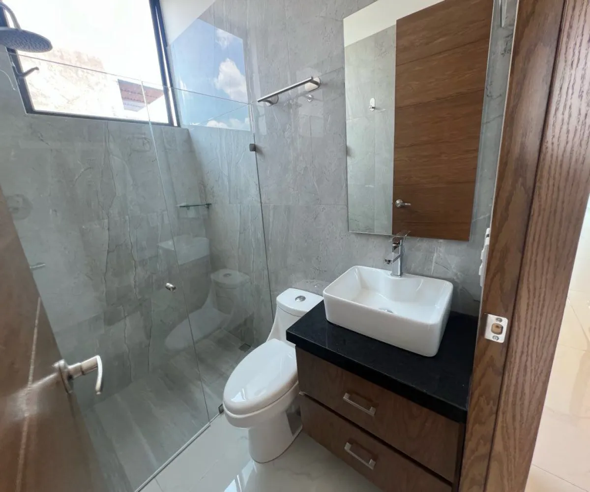 Casa En Venta,Zapopan,Parques, Vallarta Coto acacia 00, Zapopan, Jalisco 45134, 3 Habitaciones,3 Baños, Parques, Vallarta Coto acacia,3,pXMnAmX