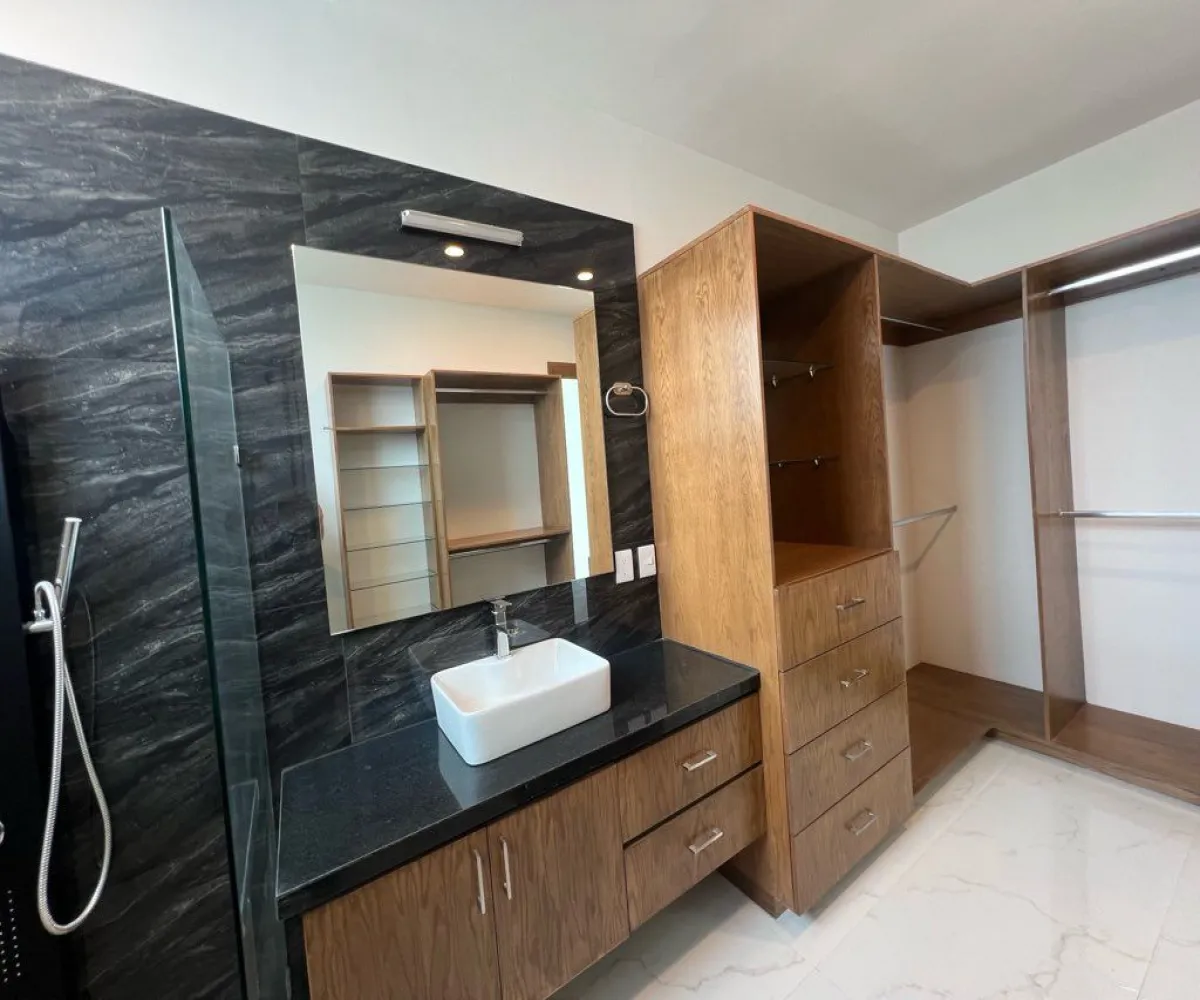 Casa En Venta,Zapopan,Parques, Vallarta Coto acacia 00, Zapopan, Jalisco 45134, 3 Habitaciones,3 Baños, Parques, Vallarta Coto acacia,3,pXMnAmX