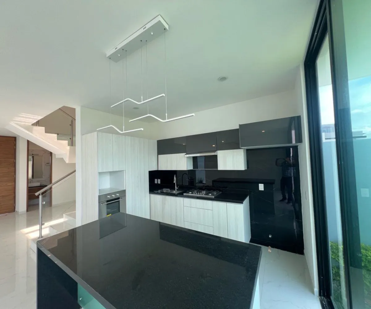 Casa En Venta,Zapopan,Parques, Vallarta Coto acacia 00, Zapopan, Jalisco 45134, 3 Habitaciones,3 Baños, Parques, Vallarta Coto acacia,3,pXMnAmX