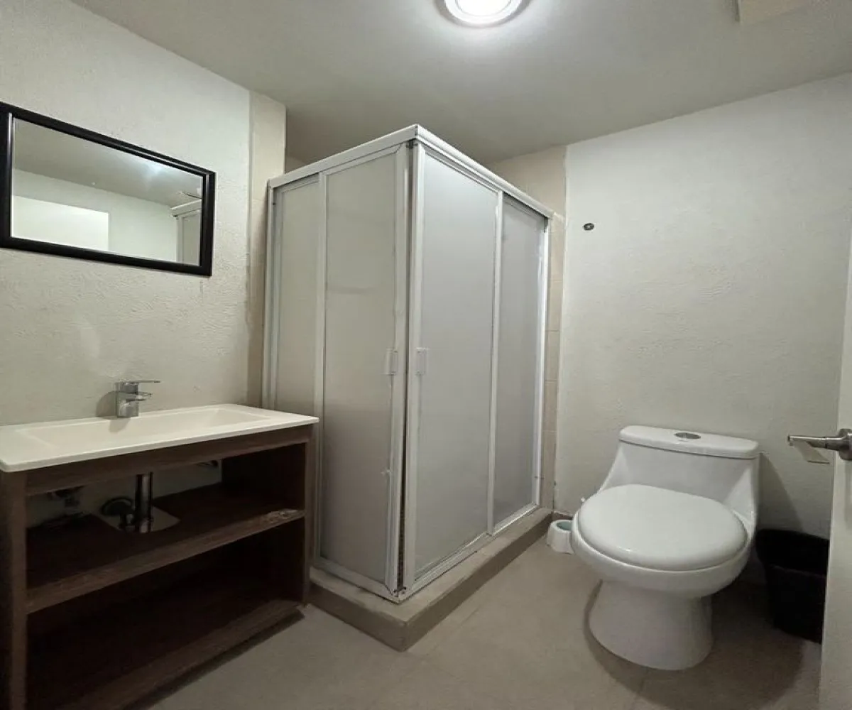 Departamento En Venta,TRES LAGOS CONDOMINIO,Calle Eutimio Pinzón 917, Guadalajara, Jalisco 44240, 2 Habitaciones,1 Baño,Calle Eutimio Pinzón,1,prSJaBl