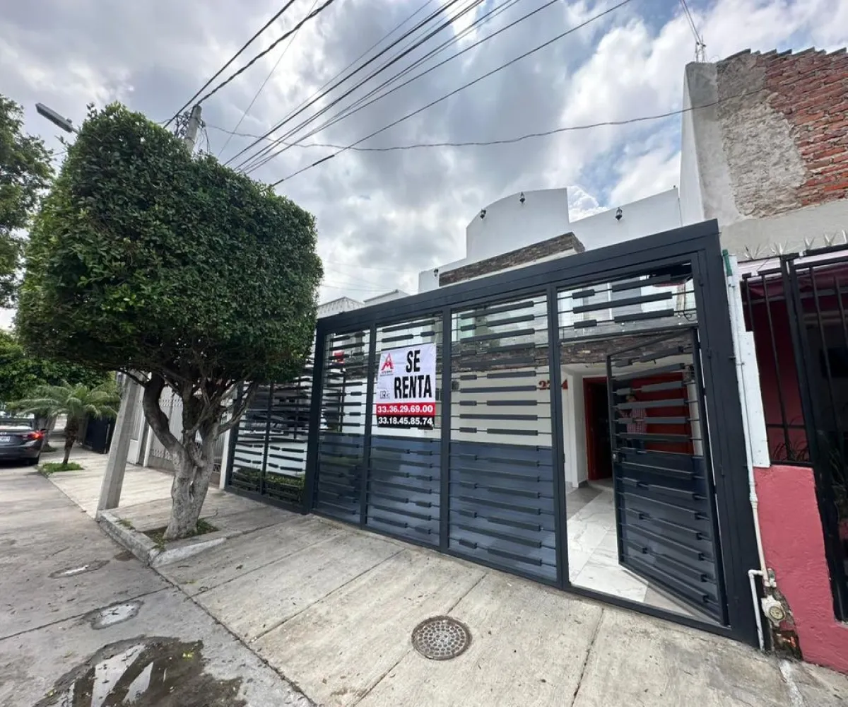 Casa En Renta,Jardines de la Paz,Calle Manuel Romero de Terreros 2744, Guadalajara, Jalisco 44860, 3 Habitaciones,2 Baños,Calle Manuel Romero de Terreros,1,pWpw9Cd