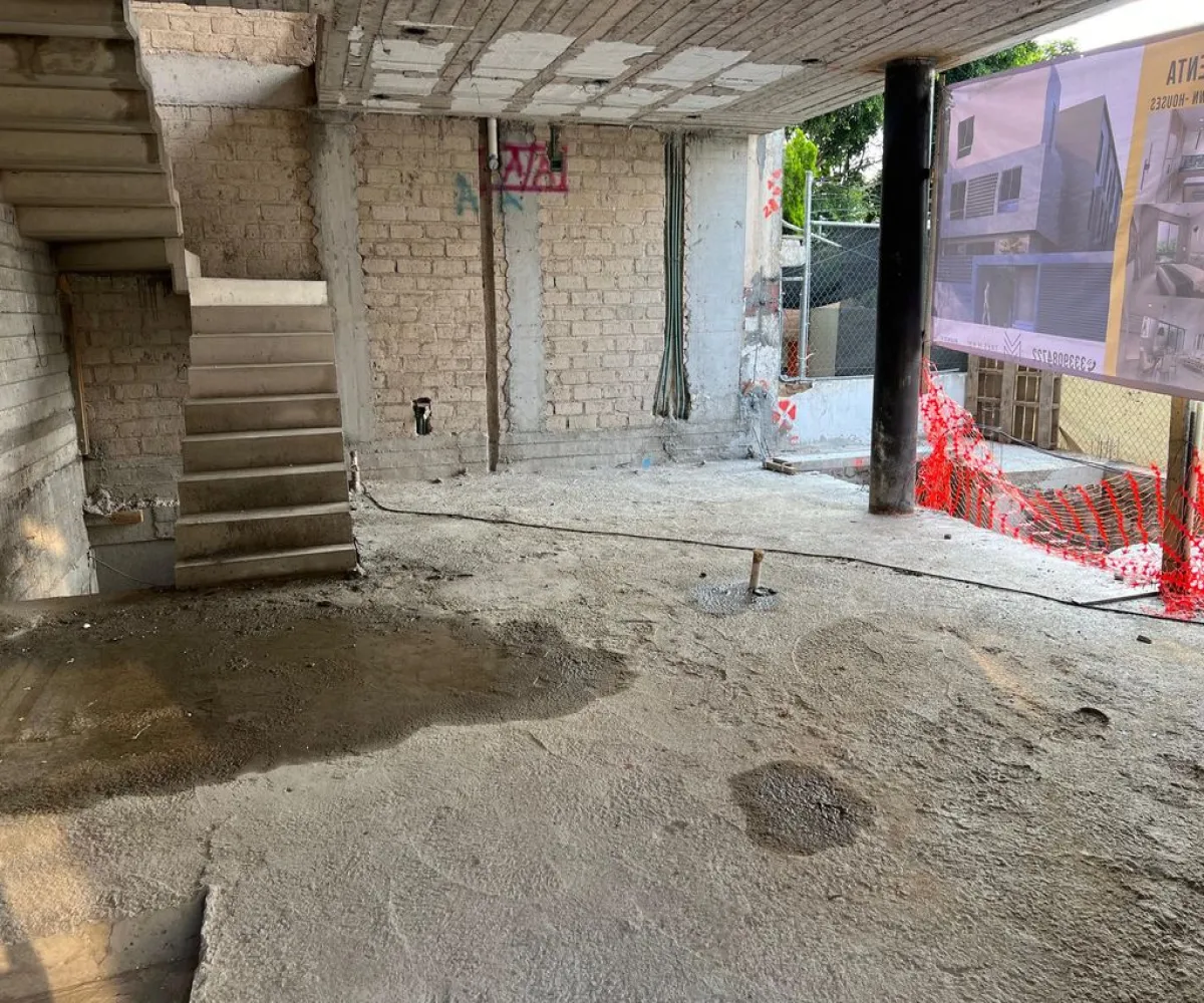 Casa En Venta,Jardines del Bosque,Calle La Luna 2853, Guadalajara, Jalisco 44520, 3 Habitaciones,3 Baños,Calle La Luna,3,pnUccn1