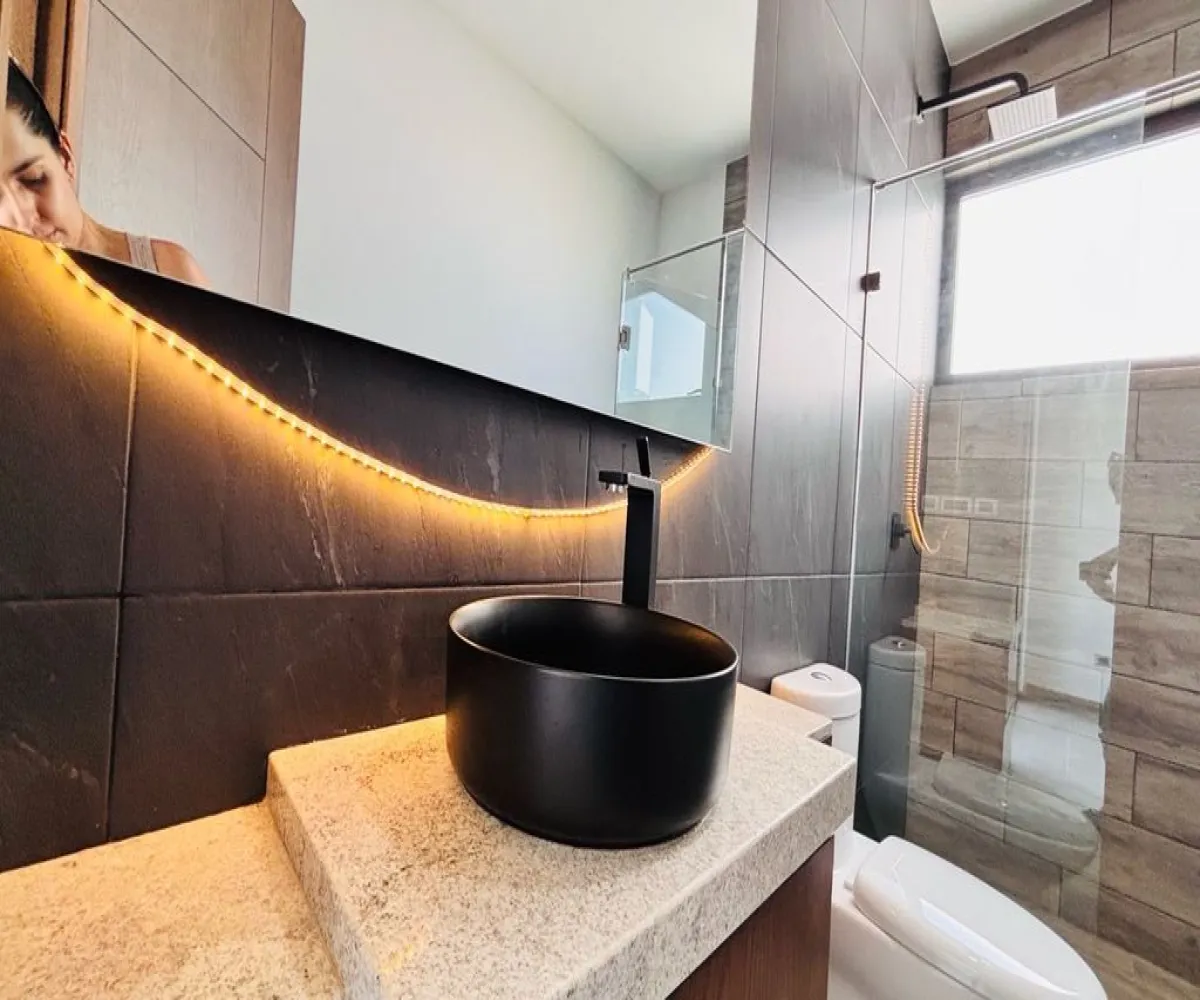 Casa En Renta,Zapopan,Parques Vallarta Zapopan 00, Zapopan, Jalisco 45134, 5 Habitaciones,5 Baños,Parques Vallarta Zapopan ,1,p8ARVyt