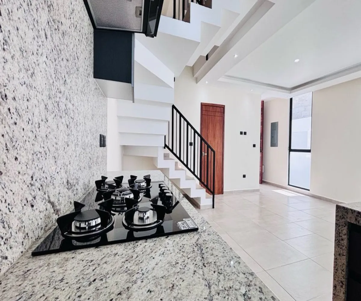 Casa En Renta,Zapopan,Parques Vallarta Zapopan 00, Zapopan, Jalisco 45134, 5 Habitaciones,5 Baños,Parques Vallarta Zapopan ,1,p8ARVyt