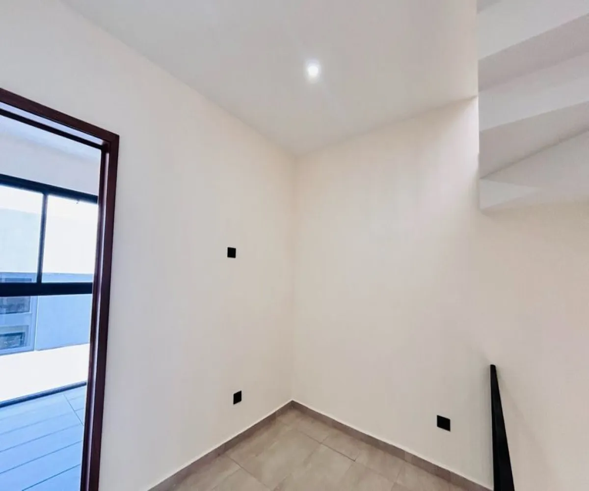 Casa En Renta,Zapopan,Parques Vallarta Zapopan 00, Zapopan, Jalisco 45134, 5 Habitaciones,5 Baños,Parques Vallarta Zapopan ,1,p8ARVyt