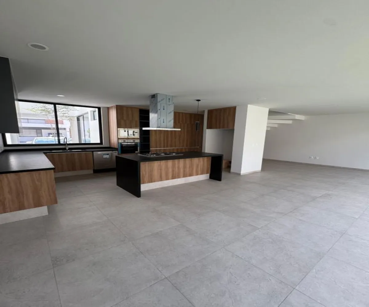 Casa En Venta,Fraccionamiento Fotee,Paseo Solares 1633, Zapopan, Jalisco 45134, 4 Habitaciones,4 Baños,Paseo Solares,3,pwbTpsC