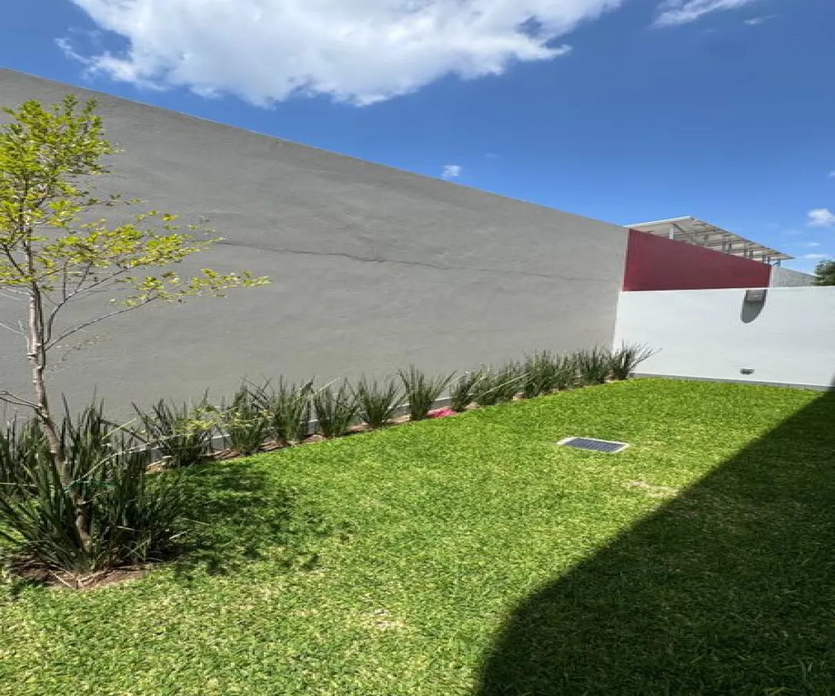 Casa En Venta,Fraccionamiento Fotee,Paseo Solares 1633, Zapopan, Jalisco 45134, 4 Habitaciones,4 Baños,Paseo Solares,3,pwbTpsC