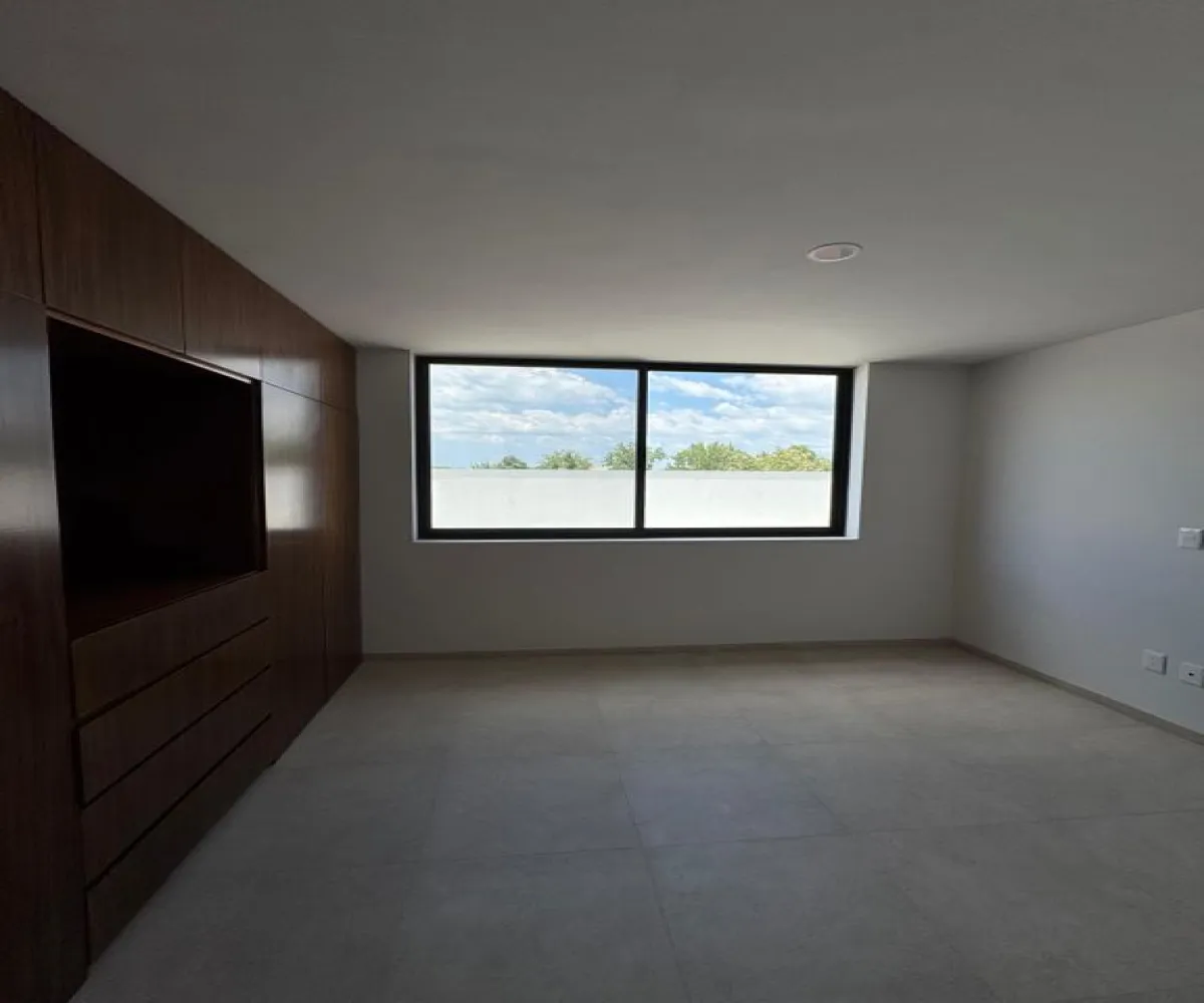 Casa En Venta,Fraccionamiento Fotee,Paseo Solares 1633, Zapopan, Jalisco 45134, 4 Habitaciones,4 Baños,Paseo Solares,3,pwbTpsC