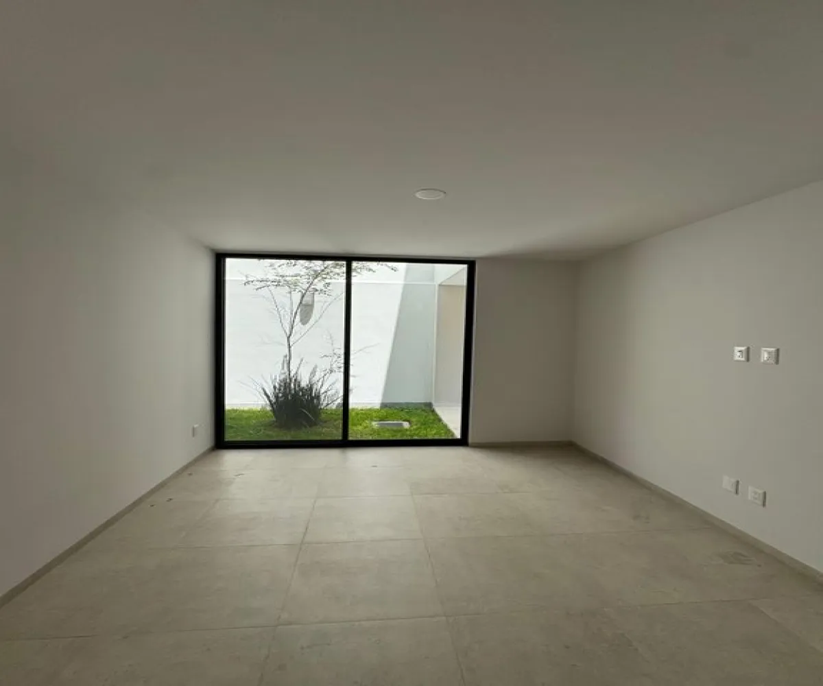 Casa En Venta,Fraccionamiento Fotee,Paseo Solares 1633, Zapopan, Jalisco 45134, 4 Habitaciones,4 Baños,Paseo Solares,3,pwbTpsC