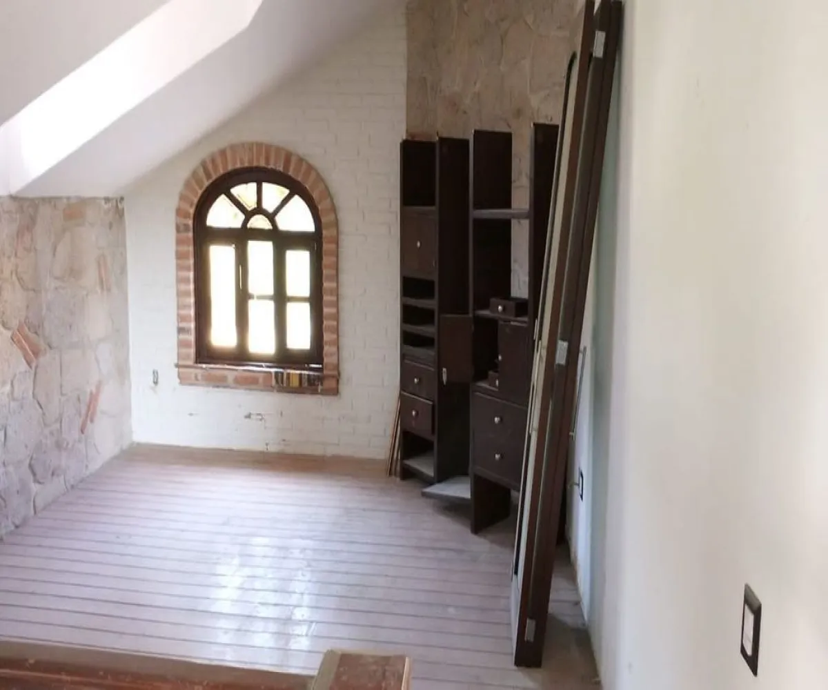 Casa En Venta,Hacienda la Herradura,Paseo de los pinos S/N, Zapopan, Jalisco 45226, 4 Habitaciones,3 Baños,Paseo de los pinos,1,p3pnBTN